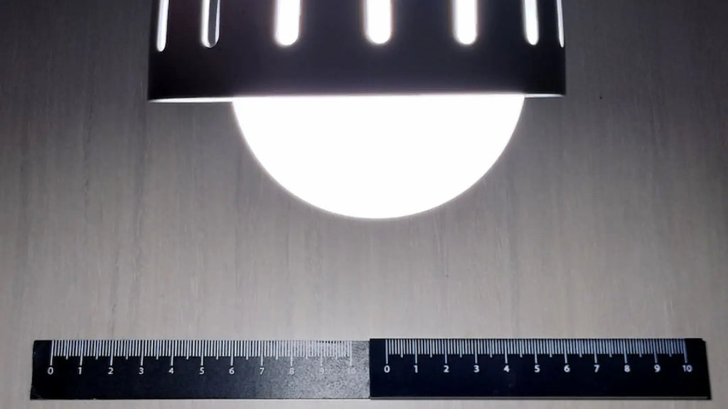 屋外での撮影に最適!無反射定規‼