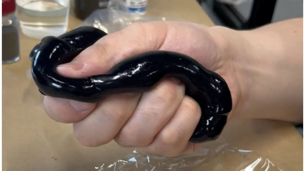 ブラック企業がつくる!世界一黒い〇〇なスライム#自由研究