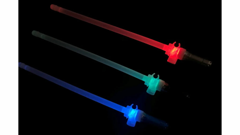 光る剣DIY!世界一黒い布「太黒門」で【May the 4th】をもっと楽しもう