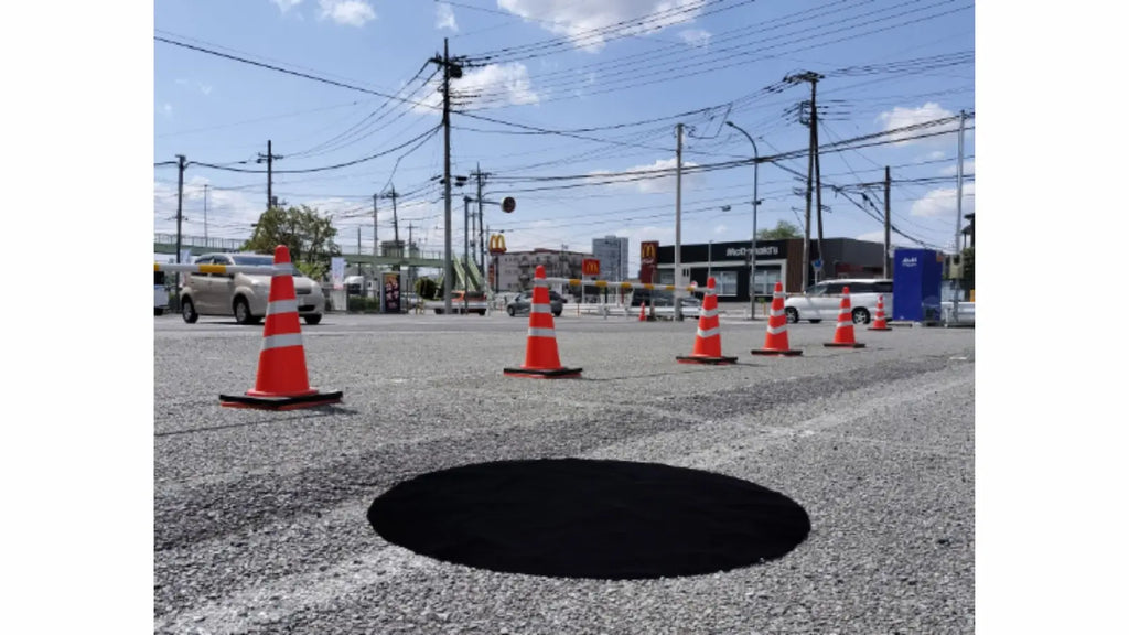 夏休みの工作や自由研究は "世界一の黒" で決まり!